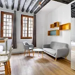 Luminous Flat In Le Marais